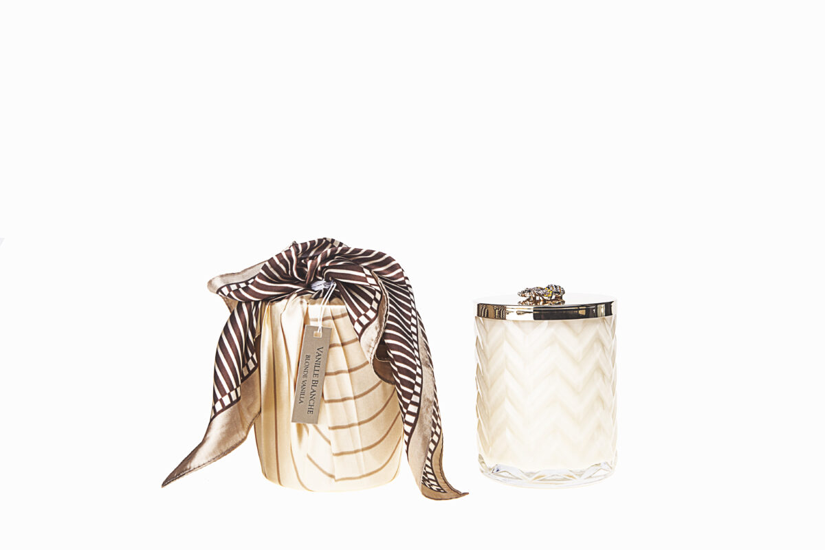 bougie parfumée avec foulard