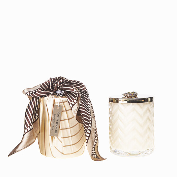 bougie parfumée avec foulard